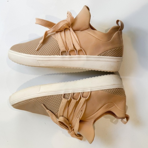 Steve Madden blush “Lancer” mesh lace up sneaker ❤️ - Picture 3 of 7